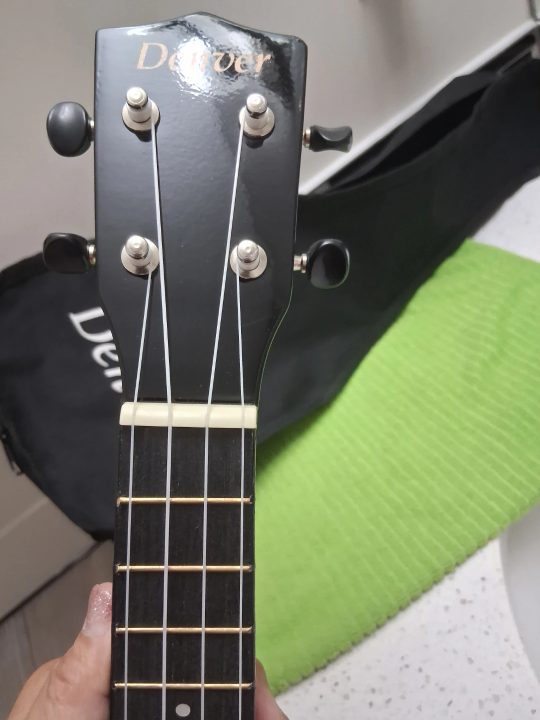 UKULELE Denver DUKE-BLK  with Gig Bag - photo 3
