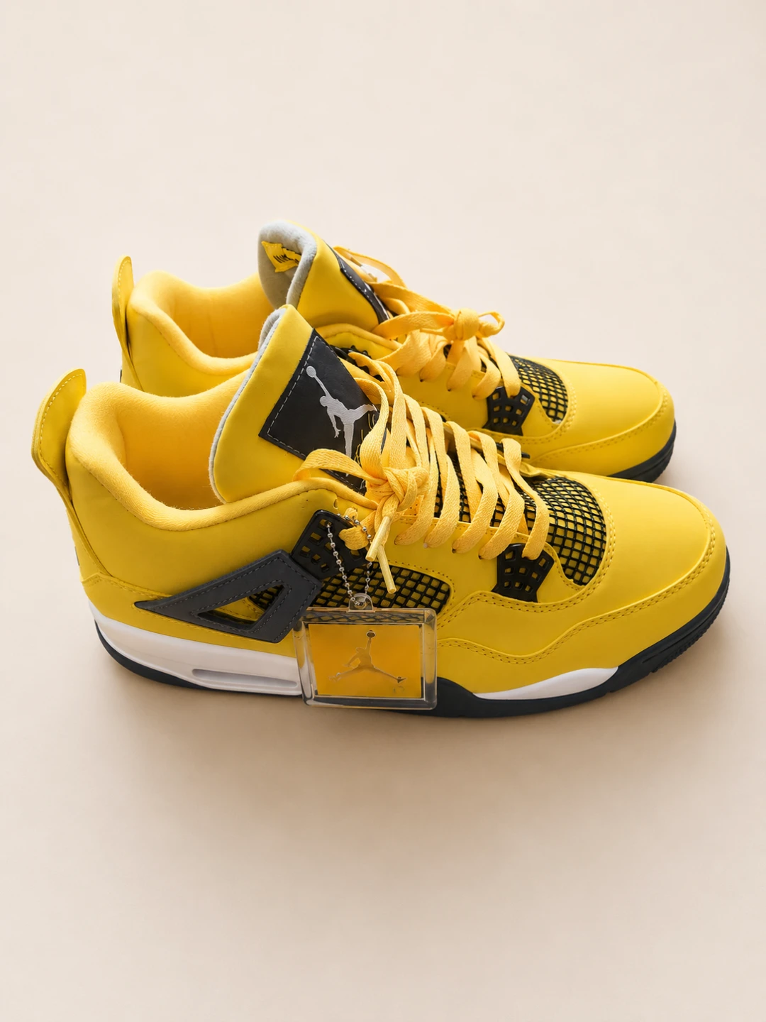 Air Jordan 4 Yellow sneakers - photo 2