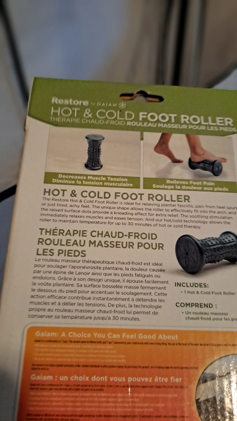 Restore by Gaiam Hot & Cold Foot Roller - photo 2