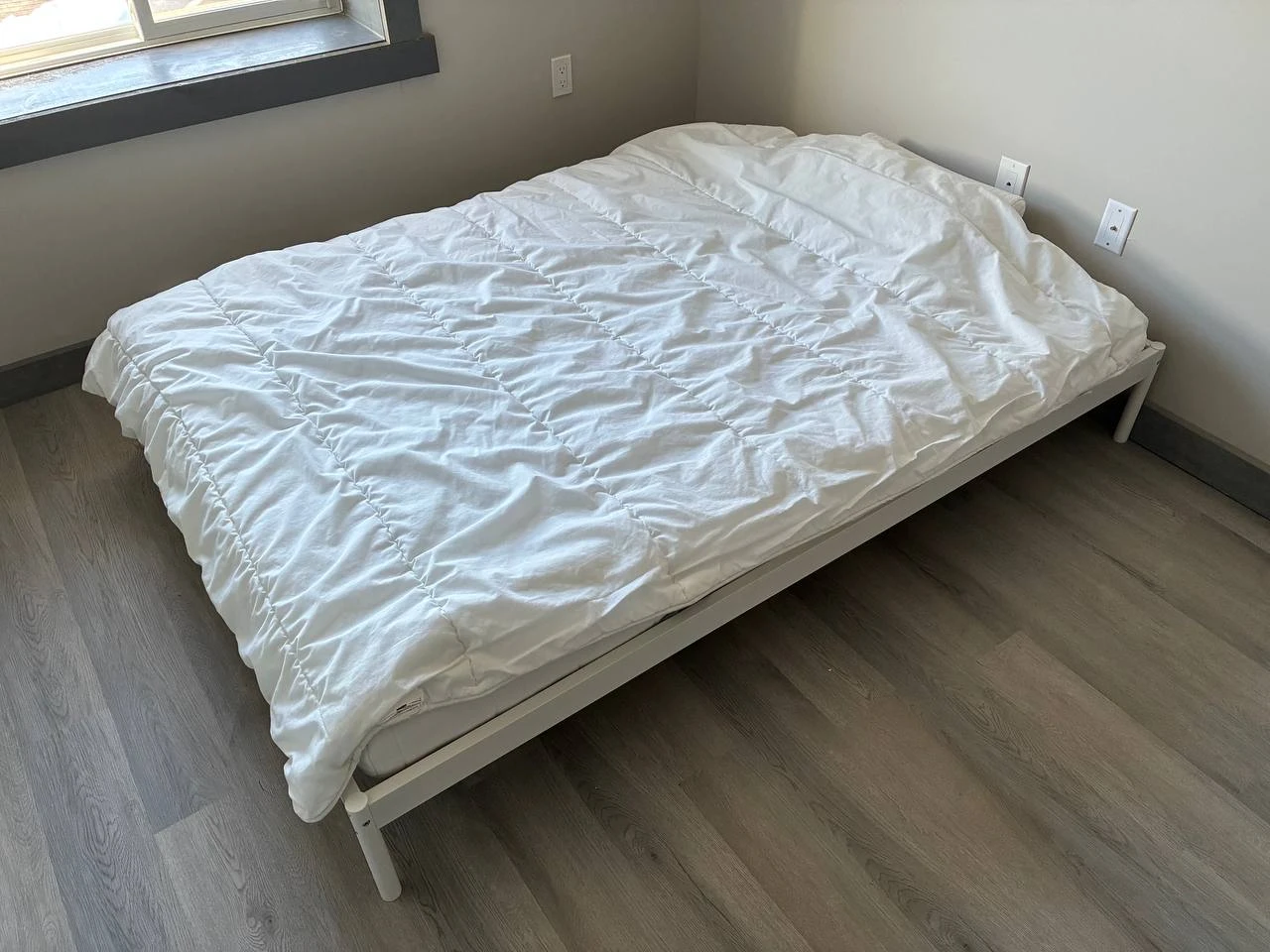 IKEA Full/Double Bed Frame + Mattress + Duvet + Ergonomic Pillow - photo 5