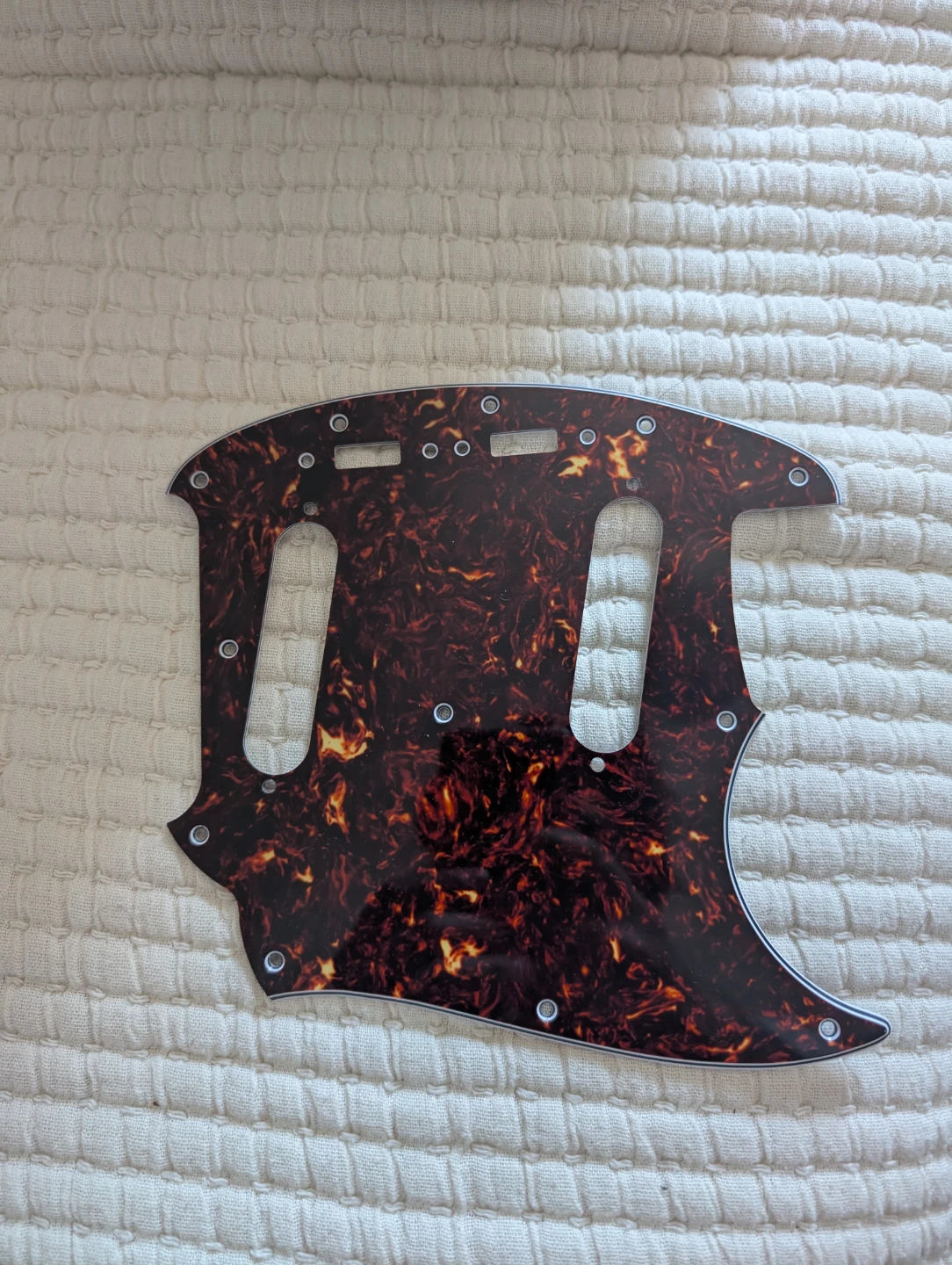 Fender Mustang pickguard