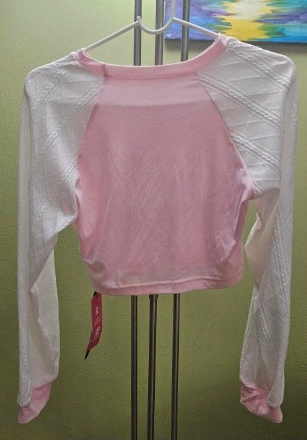 Pink and White Star Graphic Long Sleeve Crop Top - photo 2