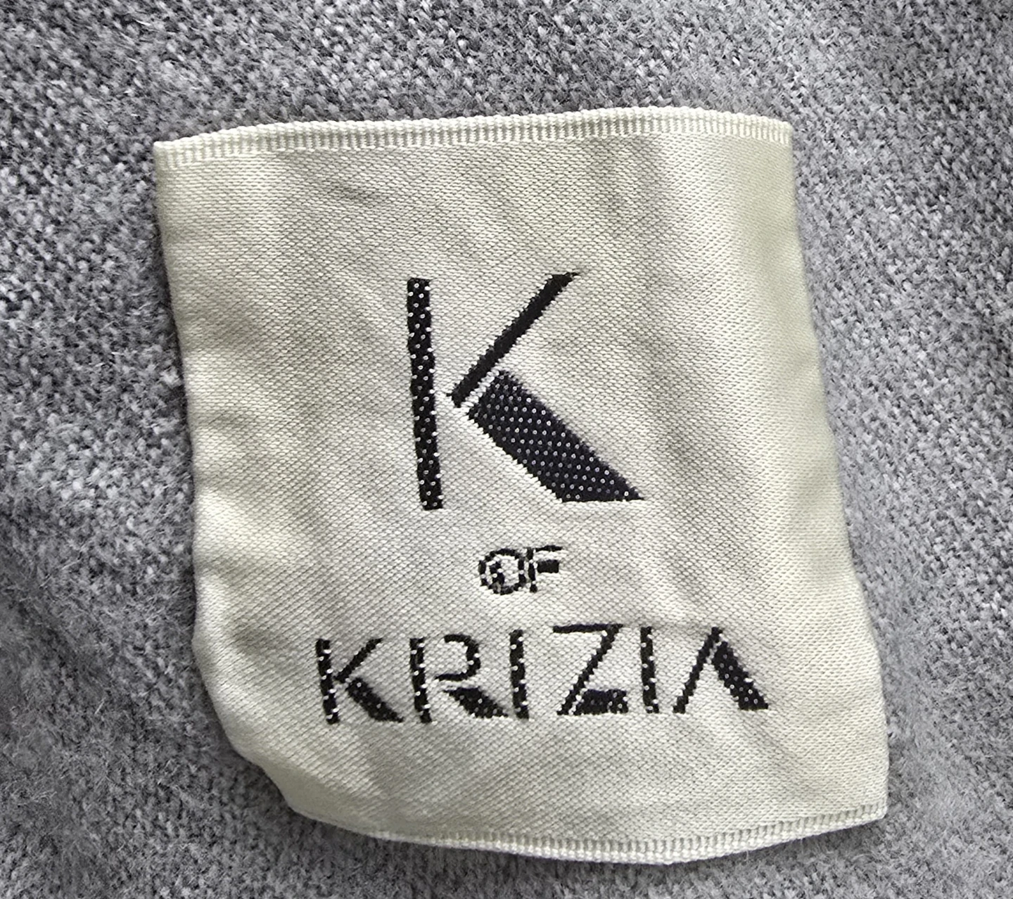 Vintage K of Krizia Leopard Rose Wool Scarf Shawl - photo 4
