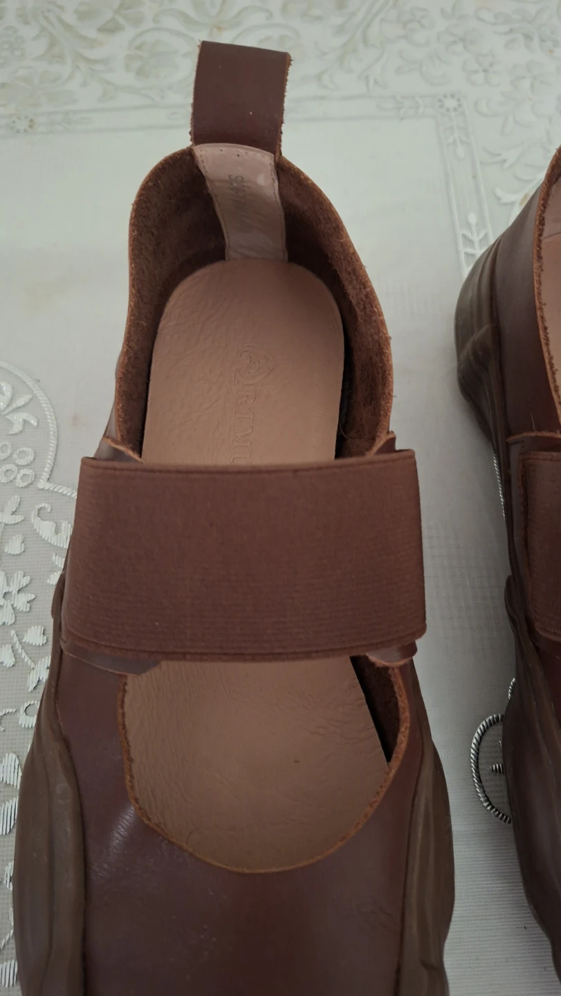 Brown Leather Mary Jane Style Flats - photo 3