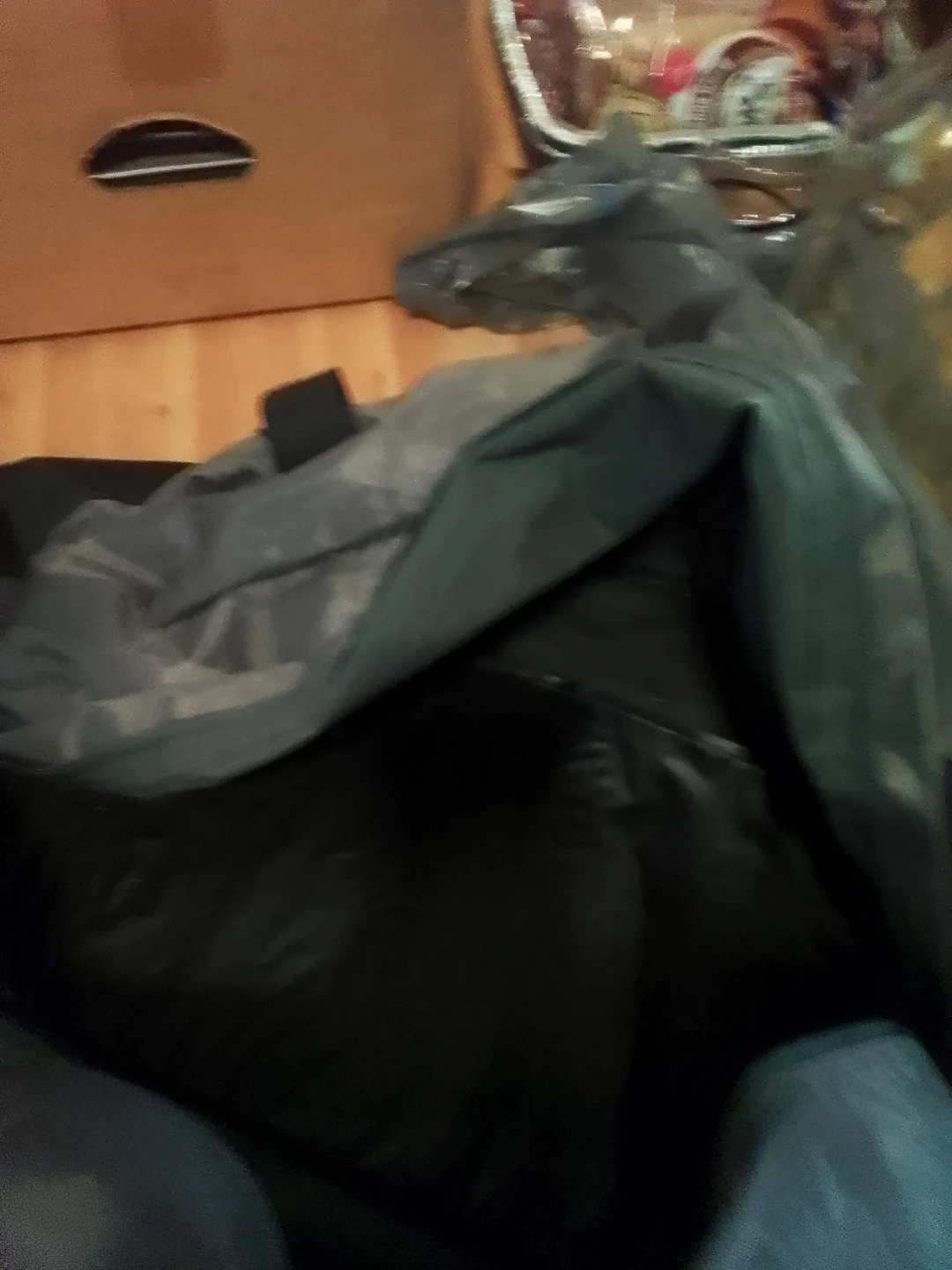 Harrah casino duffel gym bag - photo 5