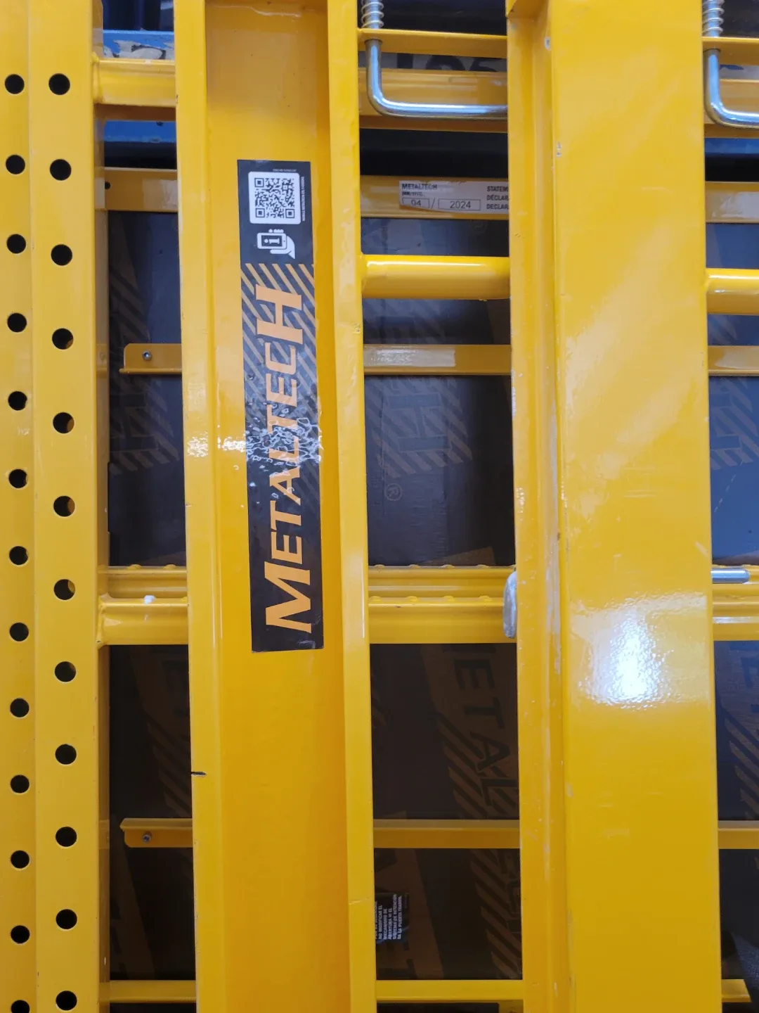 MetalTech Yellow Scaffolding Tower - photo 3