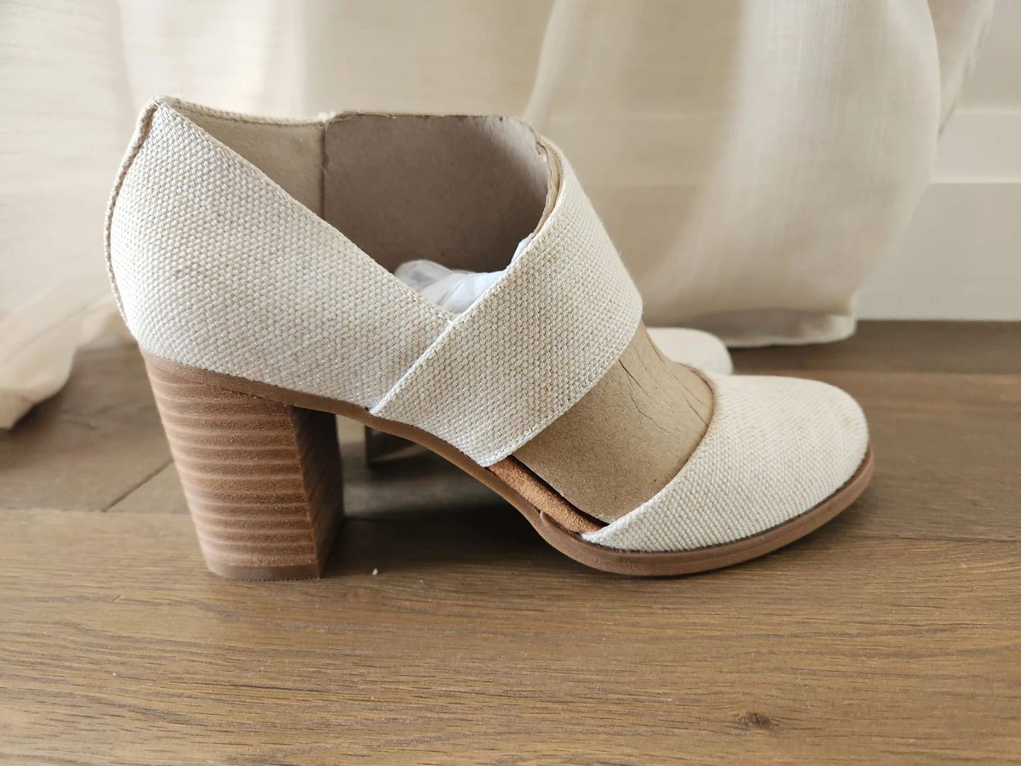 TOMS Women's White Canvas Heeled Ankle Boots - photo 2