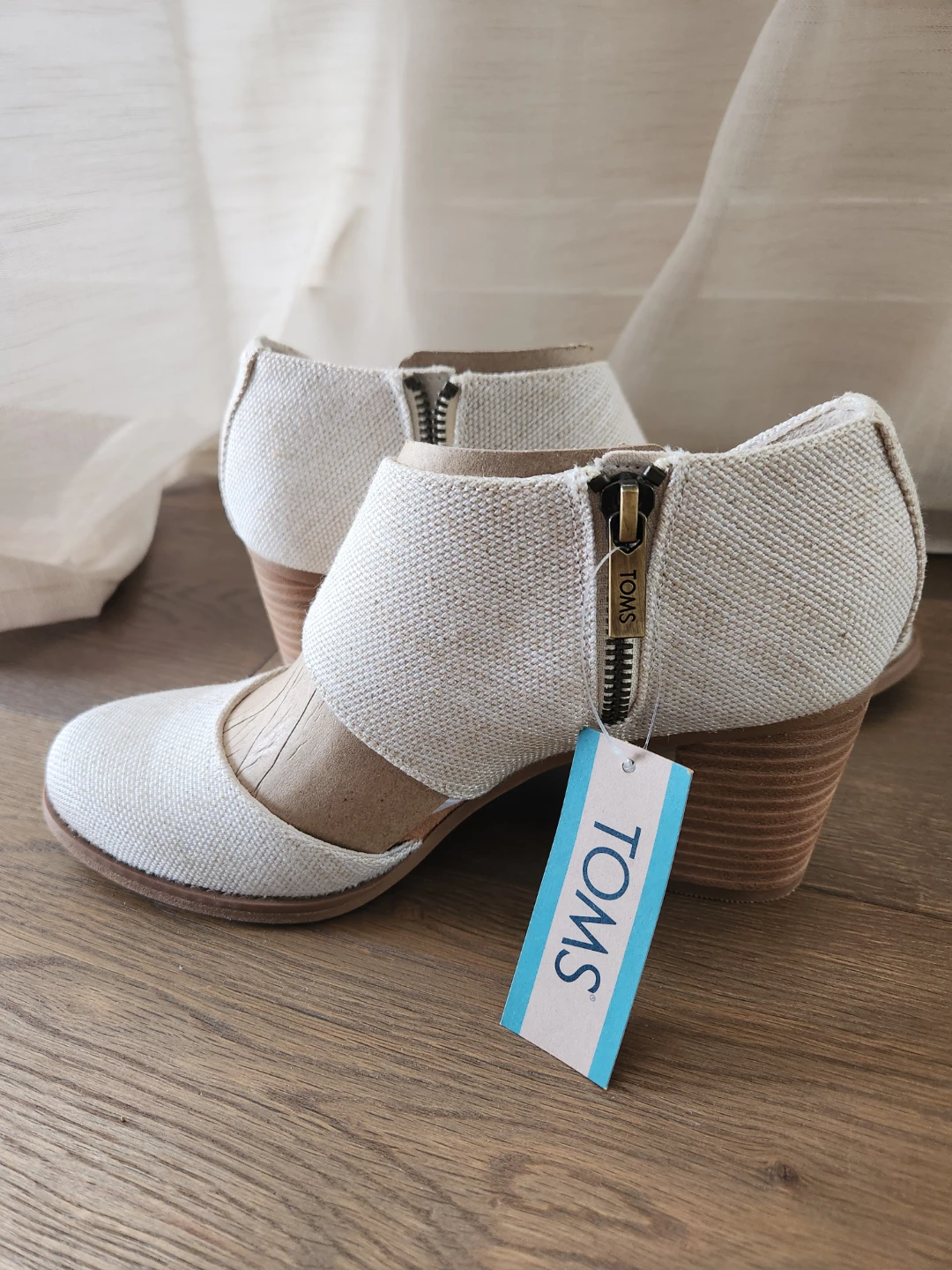 TOMS Women's White Canvas Heeled Ankle Boots - photo 3