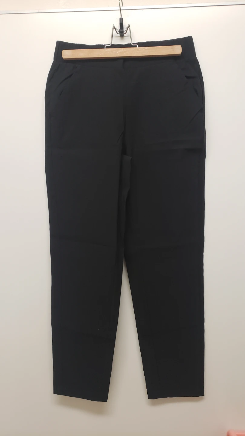 Brand new Kirkland Signature Ladies' Travel Pants Black Size 6