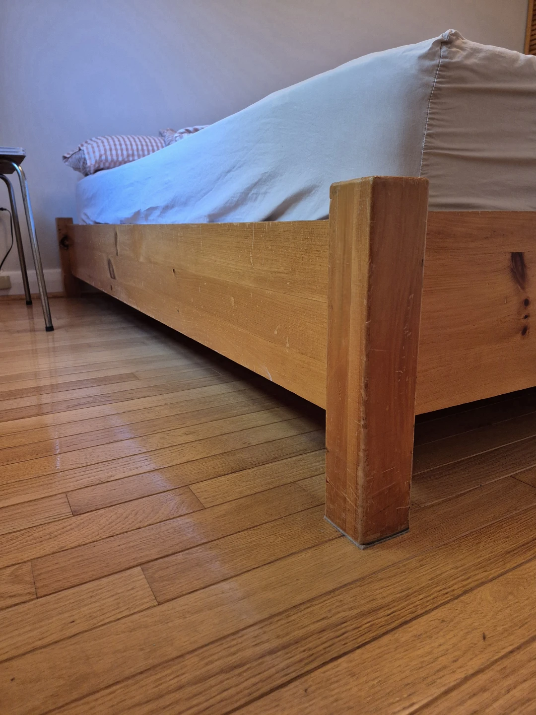 Vintage Solid Pine Platform Double Bed (NOT Ikea!) : Double - photo 3