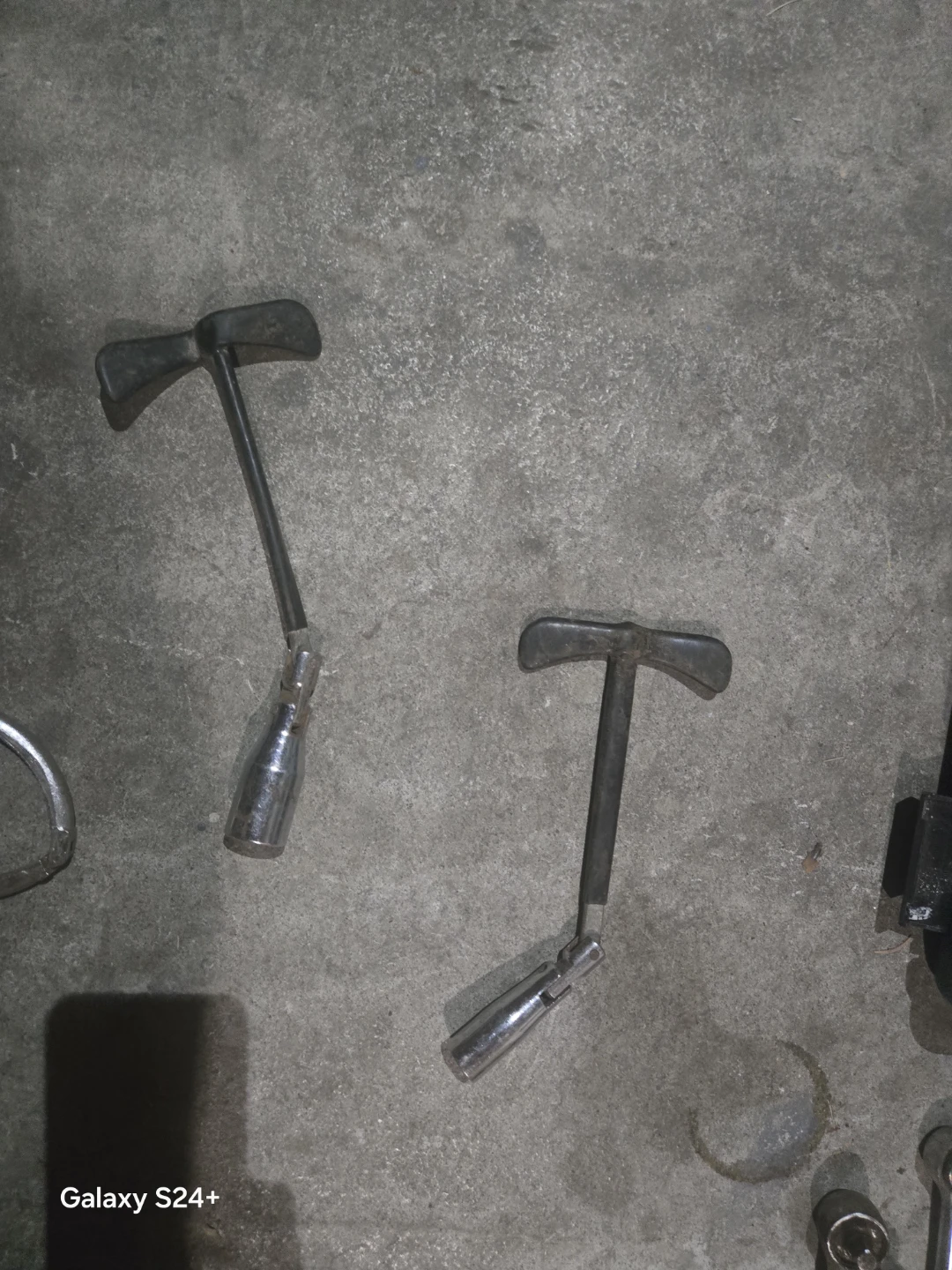 Assorted Mechanics Tools - photo 3