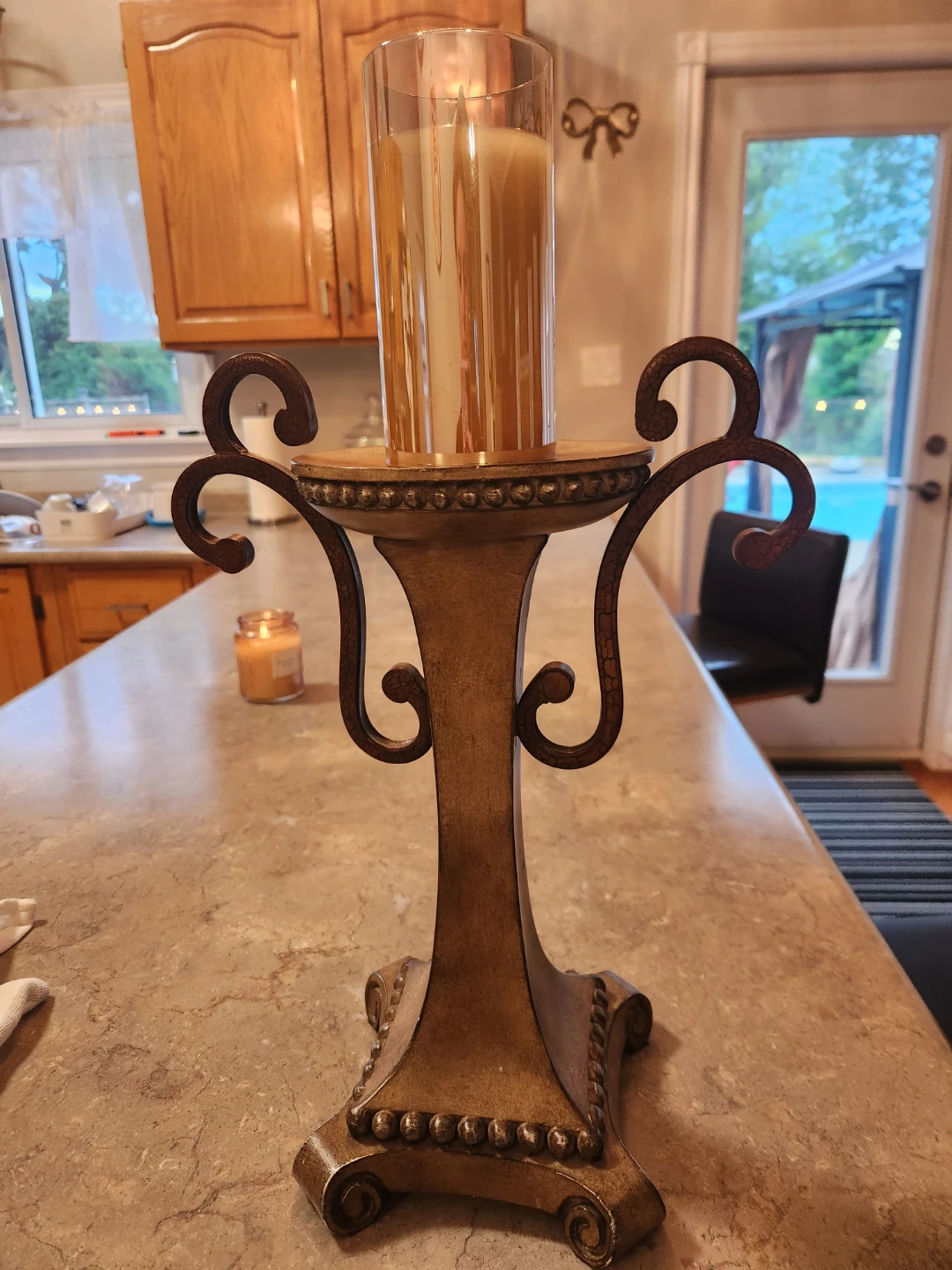 Candle holder