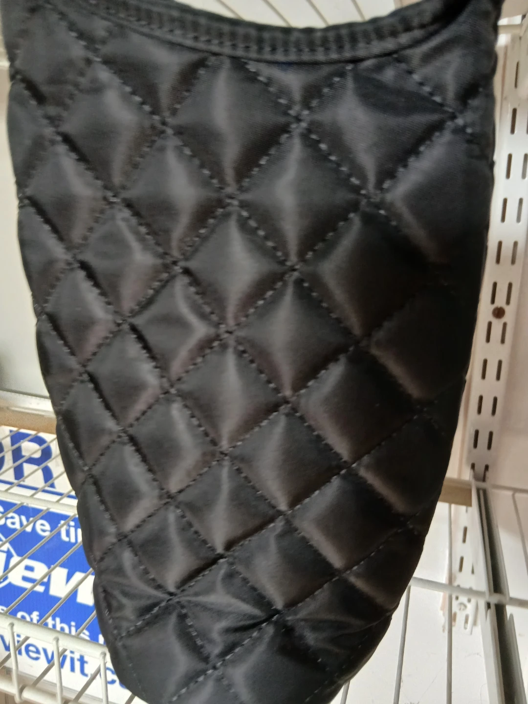 Black quilted crossbody water bottle bag - photo 2
