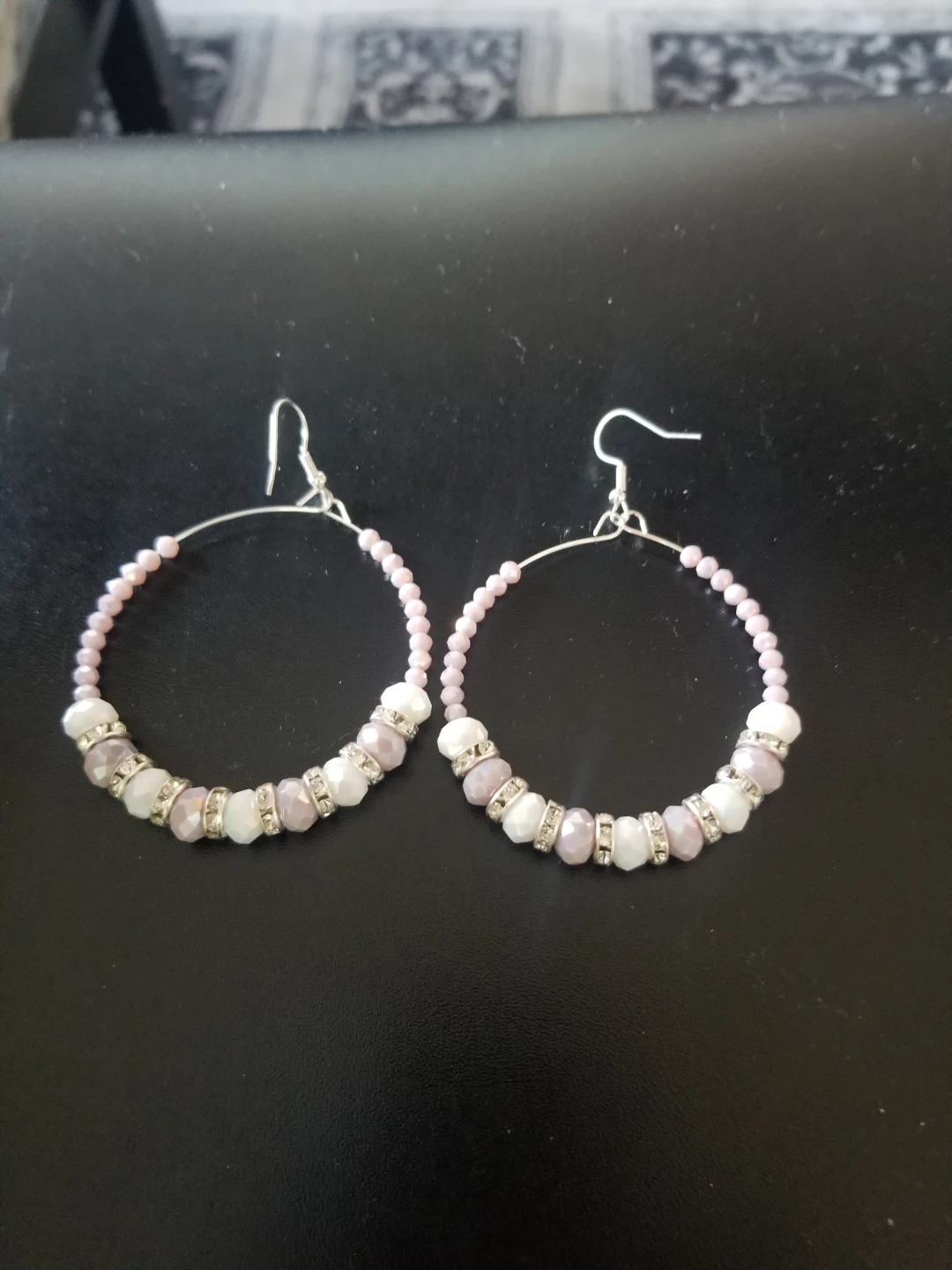 Pink and White Beaded Hoop Earrings⚽️