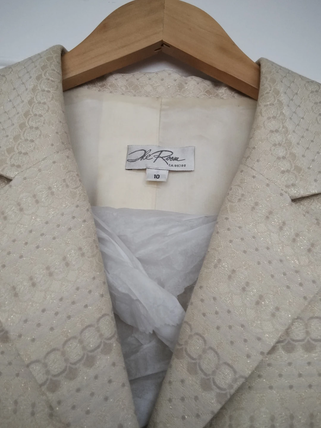 Elegant ladies suit - photo 2