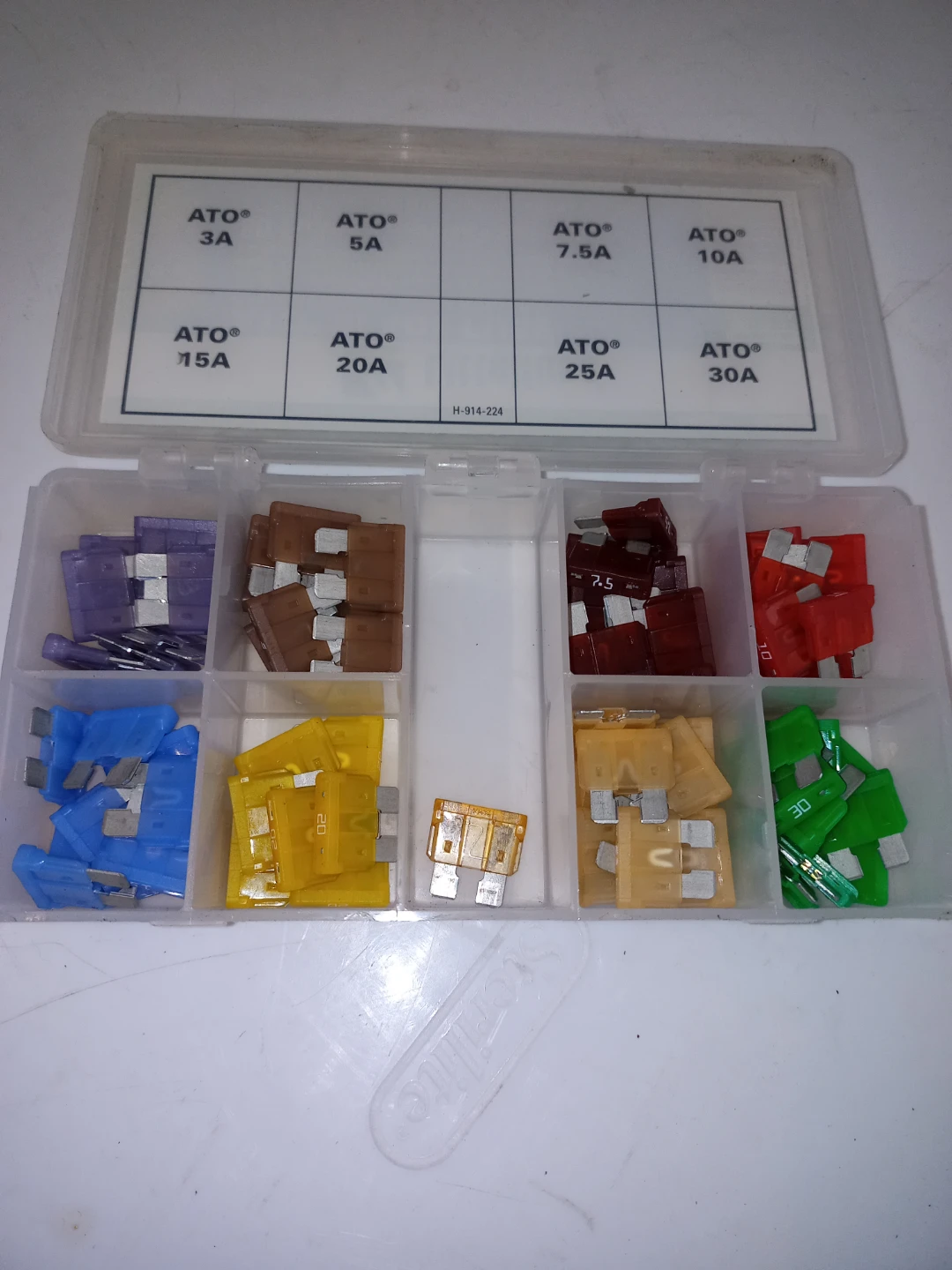 APO Blade Fuses - 74 Pieces - New! - photo 2