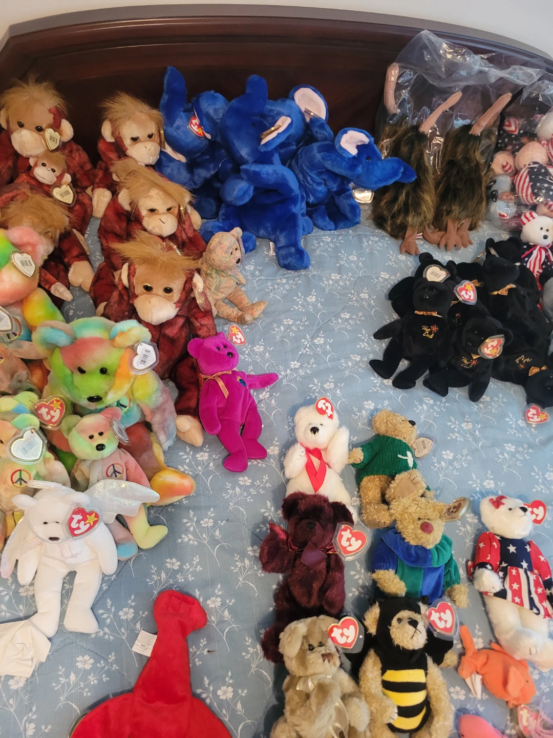 Large Collection of Ty Beanie Babies Plush Toys - photo 2