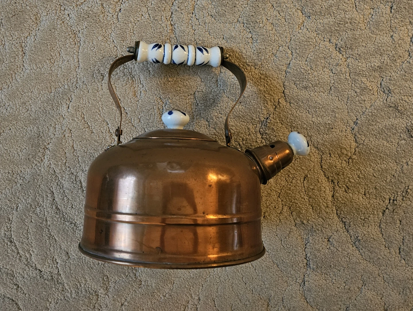 Copper Tea Kettle with Blue and White Ceramic Handle - photo 2