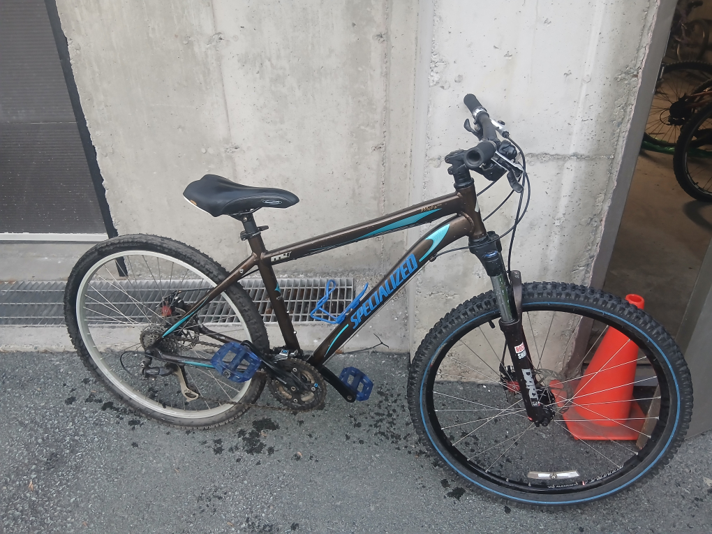Specialized Myka Elite Mountain Bike