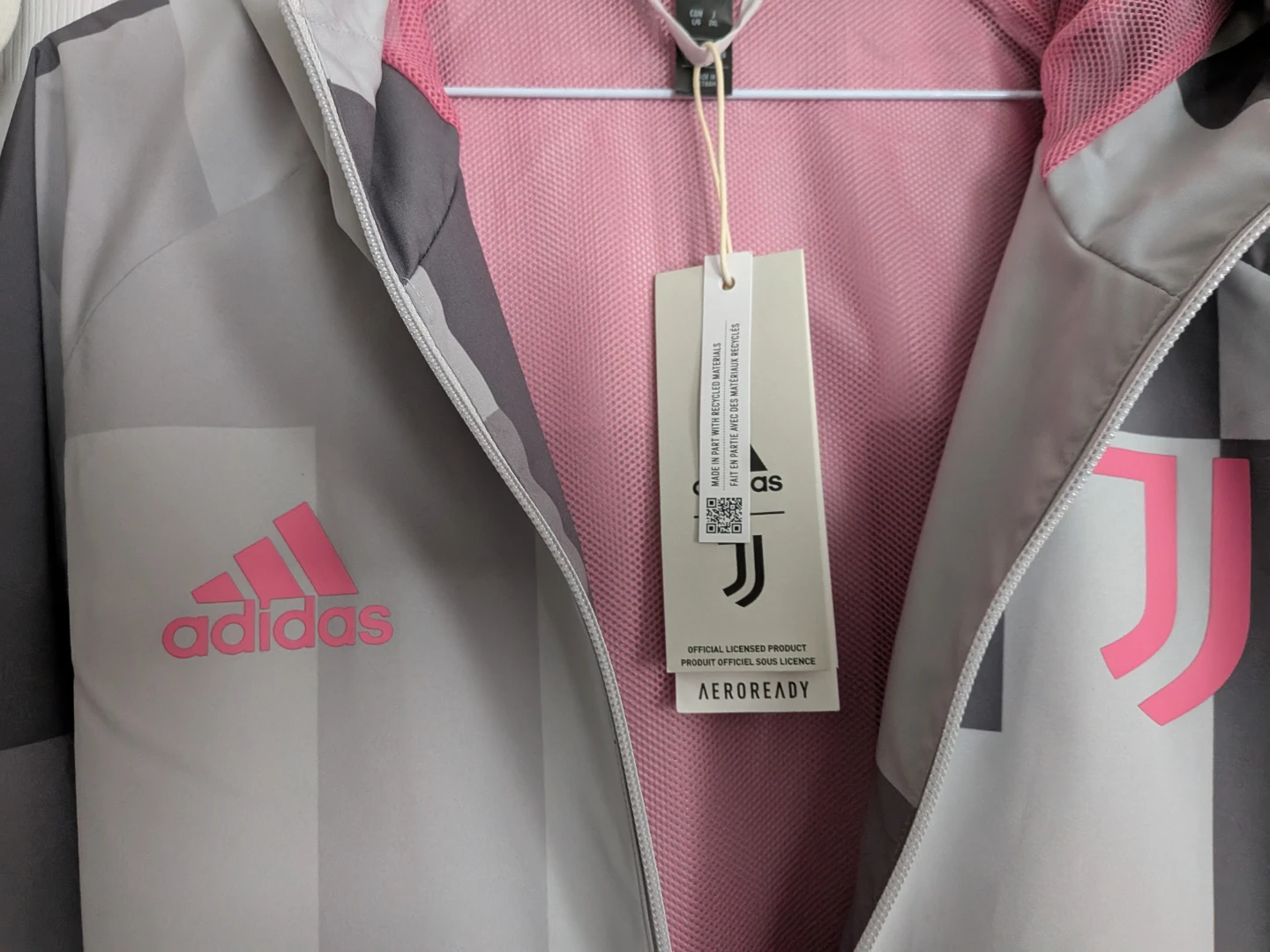 Adidas Juventus Graphic Windbreaker Size L - photo 4