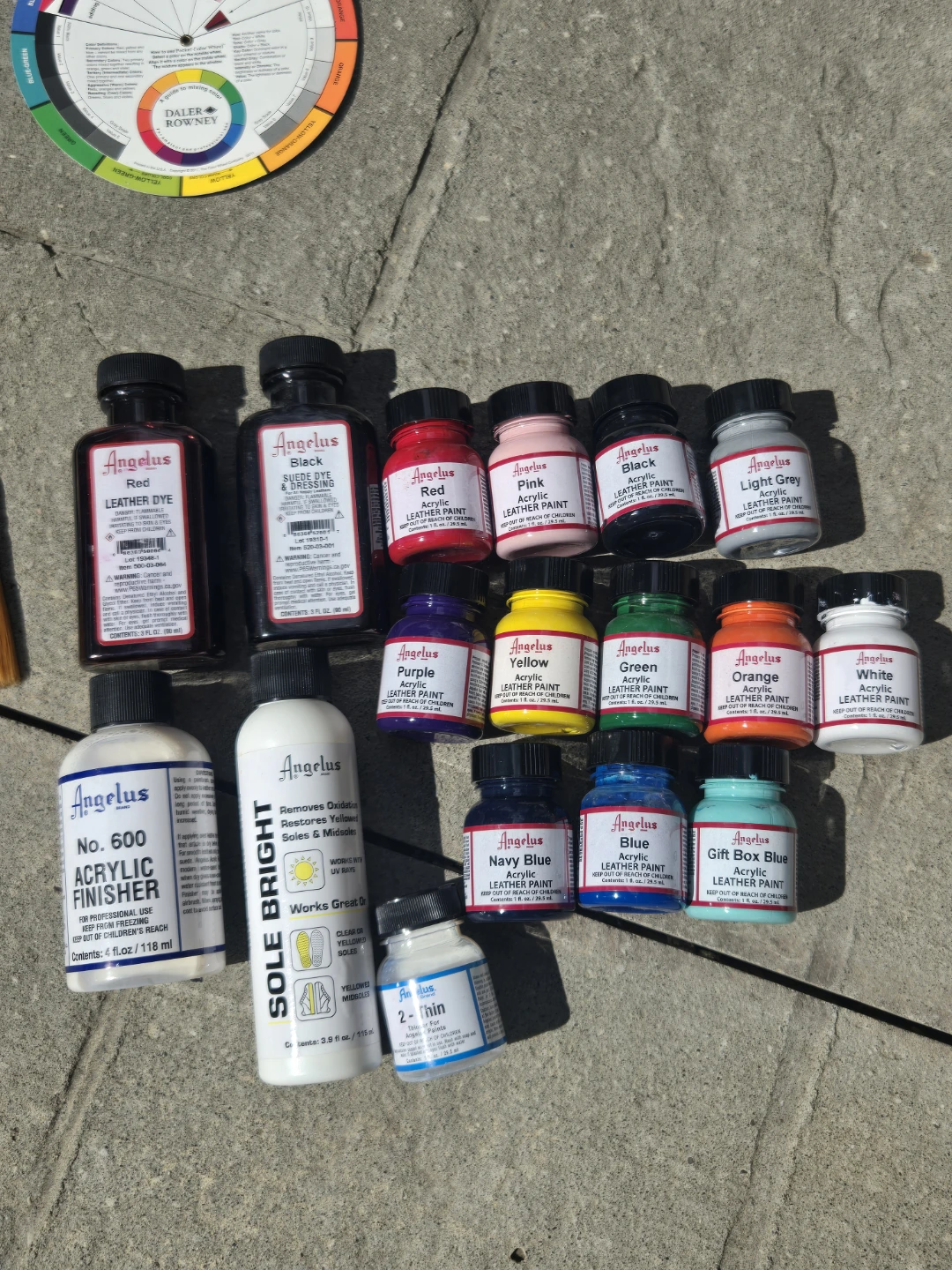 Angelus Leather Paint Set with Brushes and Finisher - photo 3