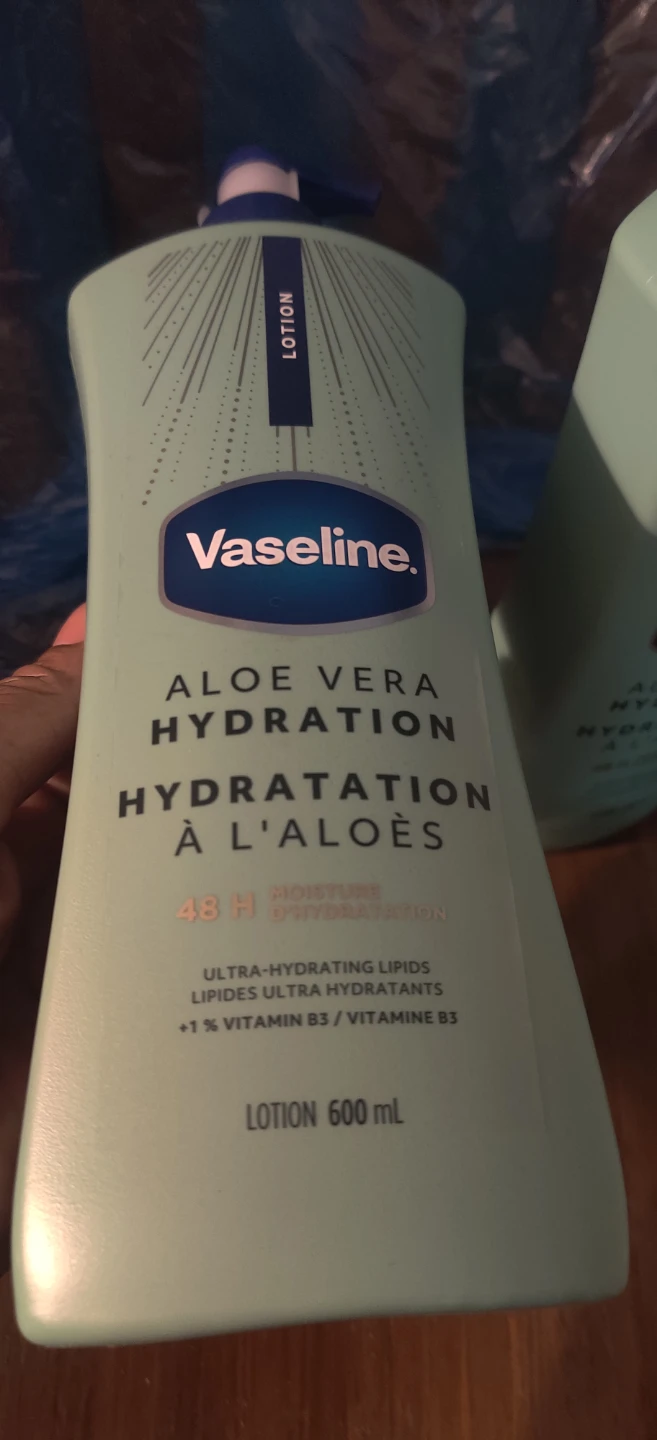 Vaseline Aloe Vera Hydration Lotion 600 mLx3 - photo 2