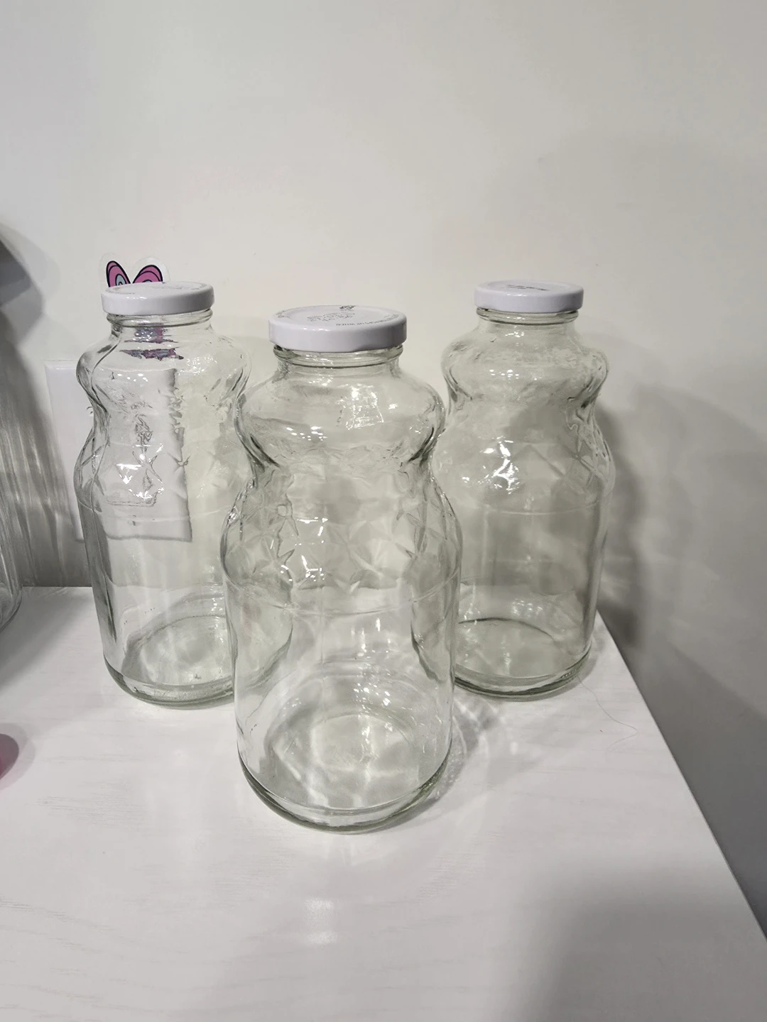6 Glass Bottles with Lids (32 Oz)