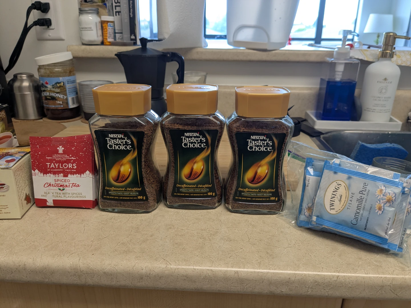 2x Nescafé Decaffeinated Instant Coffee and Teas - photo 3