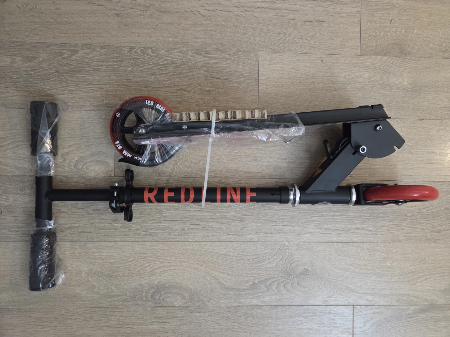 Redline Folding Scooter - Black - photo 3