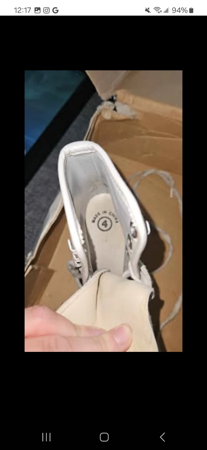 Figure Skates Size 4 - photo 3