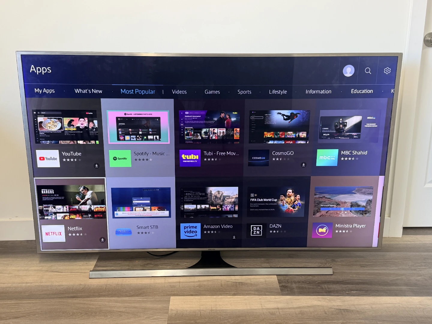 55 Inch Samsung Smart 4K Curved TV