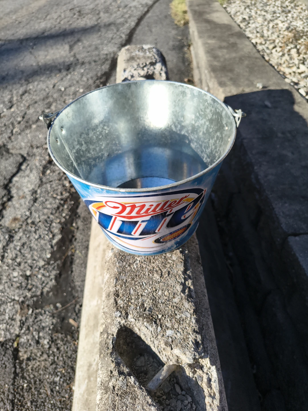 Miller lite ice bucket - photo 2