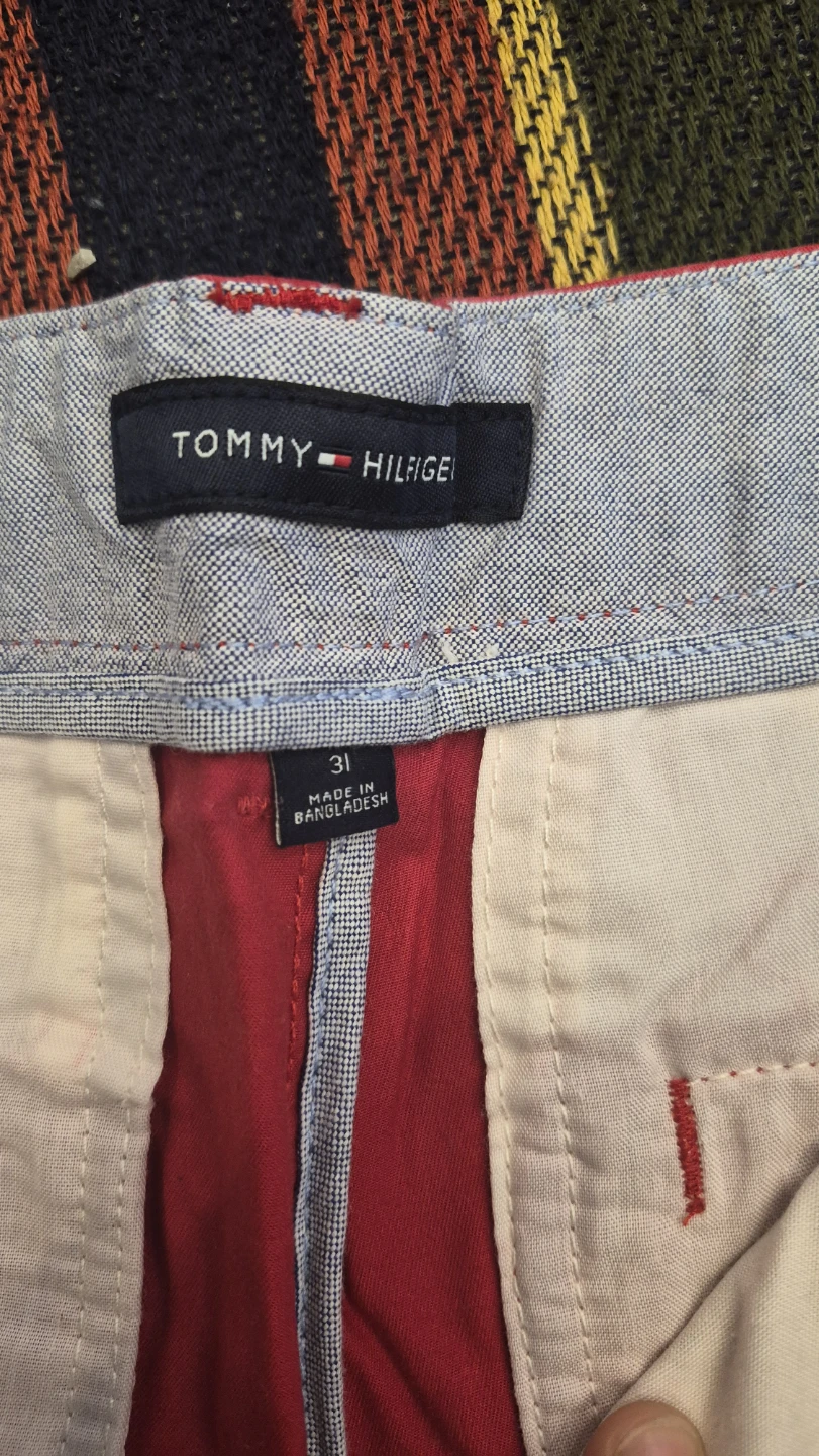 Tommy Hilfiger Red Chino Shorts Size 31 - photo 3