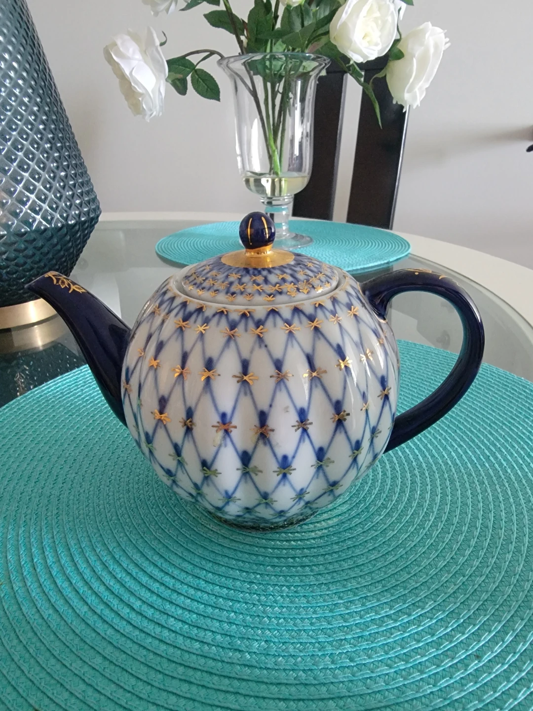 Lomonosov tea pot