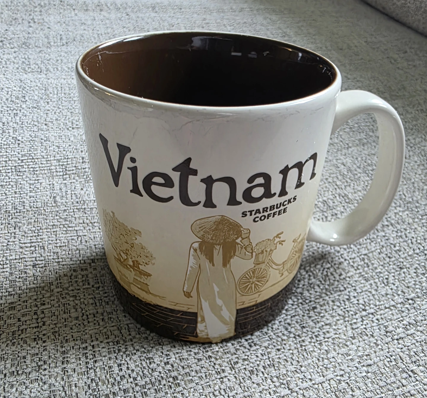 Starbucks Vietnam Mug 16 oz