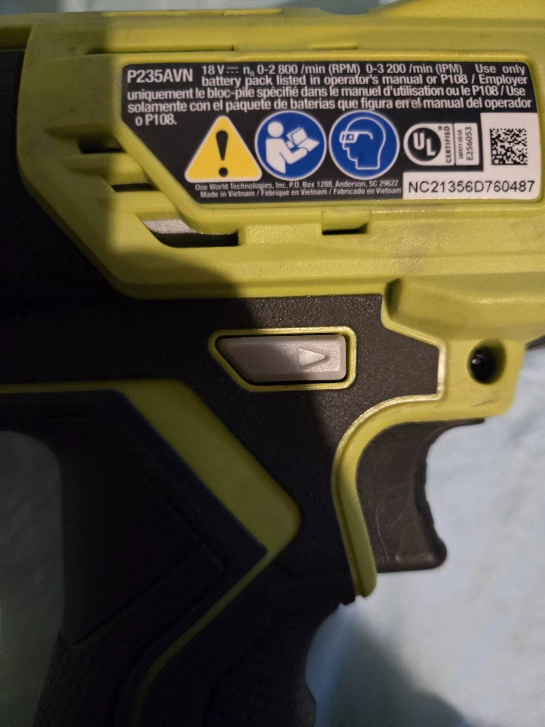 RYOBI P235AVN 18V Cordless Impact Driver With Battery&Charger - photo 3