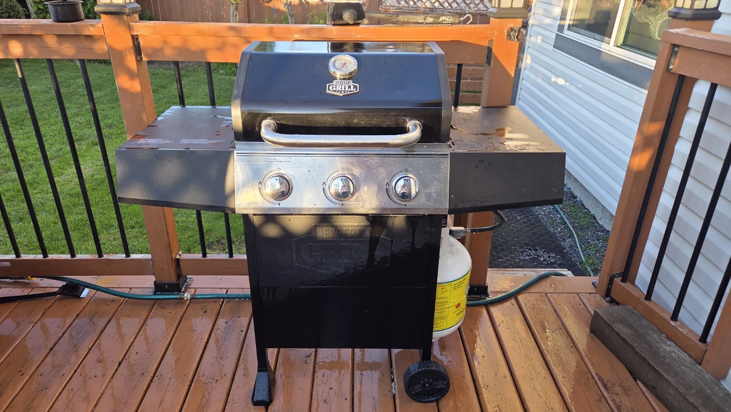 Expert Grill 3 Burner Propane Gas BBQ Grill