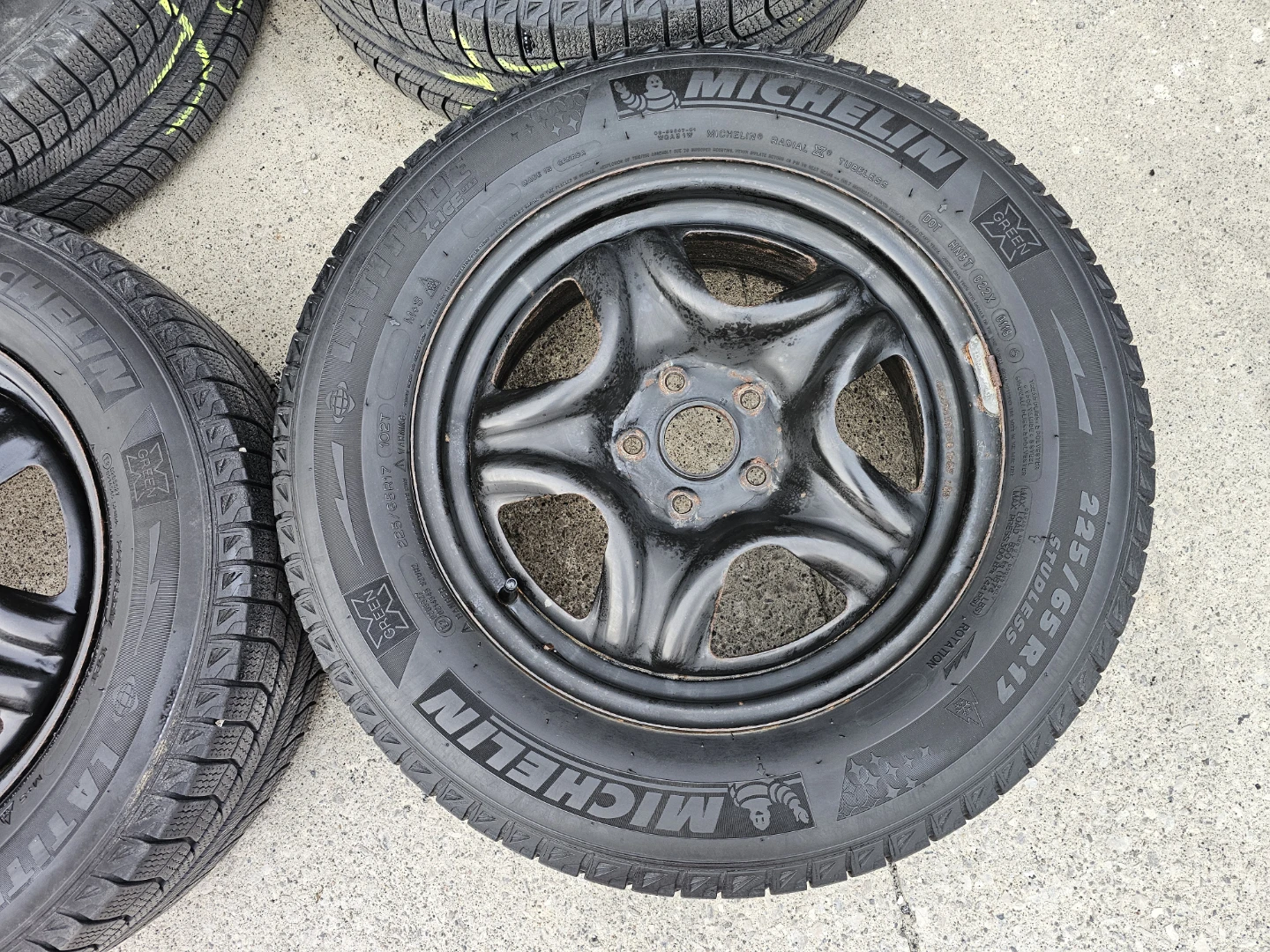 TOYOTA RAV4 WINTER TIRES ON STEEL RIMS 225/65 R17 - photo 3