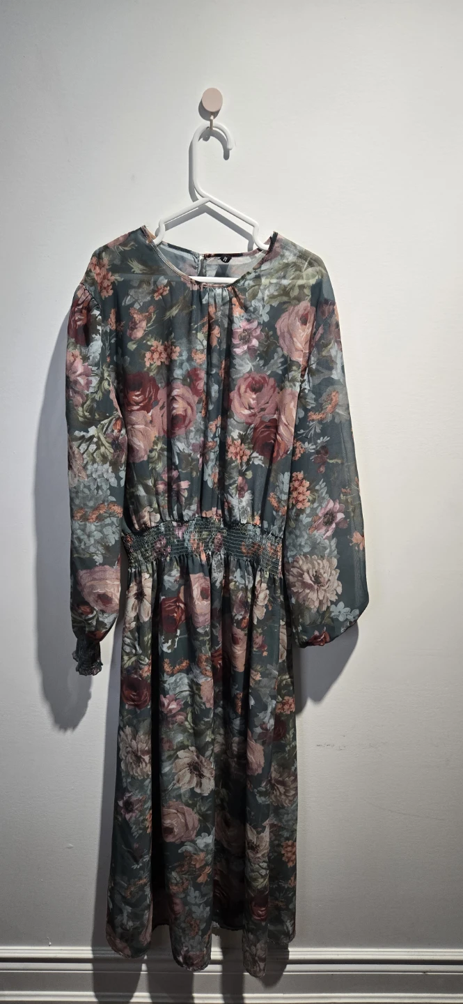 Floral Long Sleeve Midi Dress