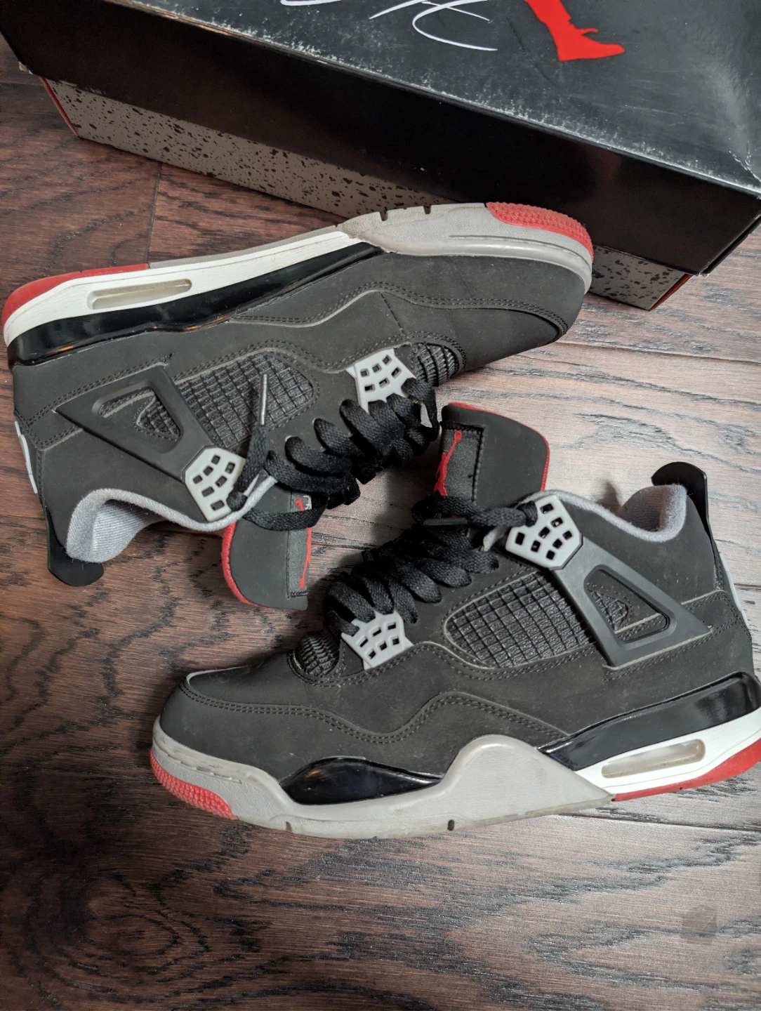 Air Jordan 4 Retro "Bred" Sneakers 8.5