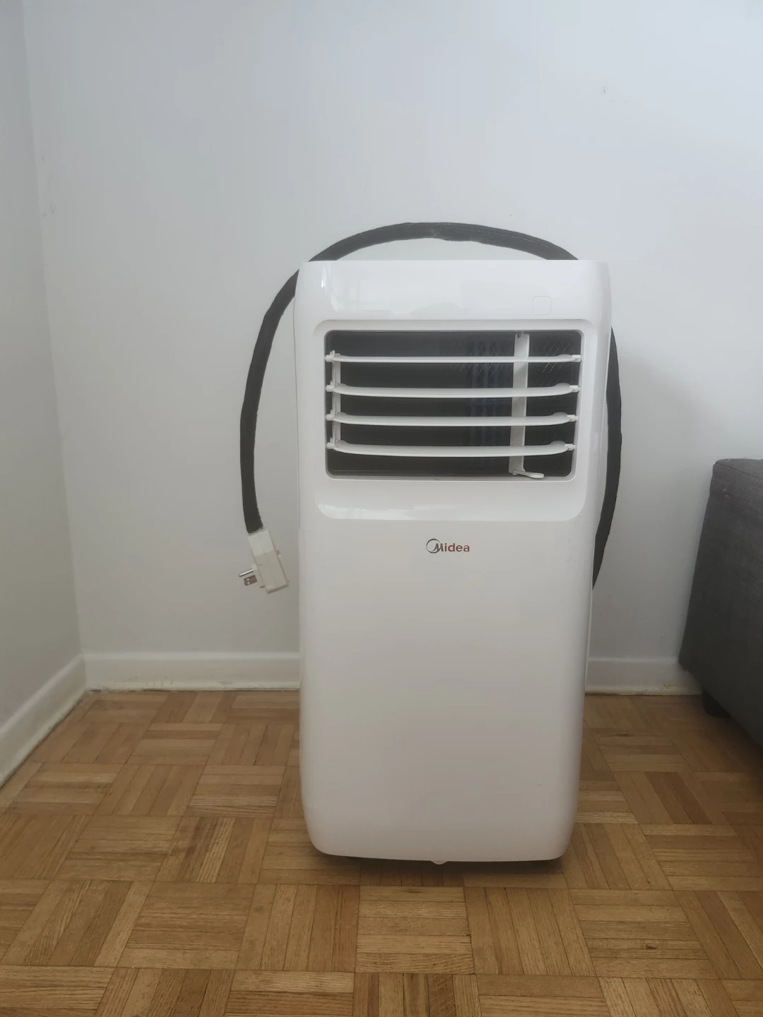 Midea Portable Air Conditioner - photo 2