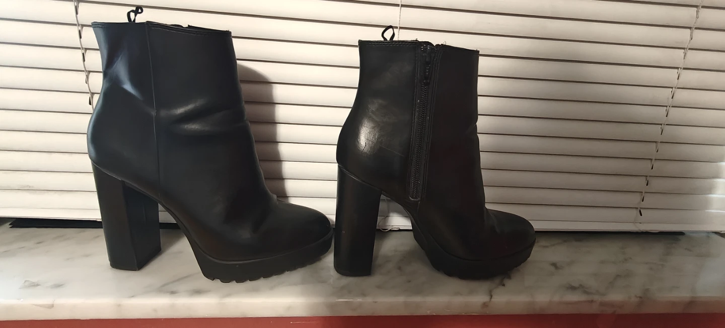 H&M Black Chunky Platform Boots Size 37 - photo 2