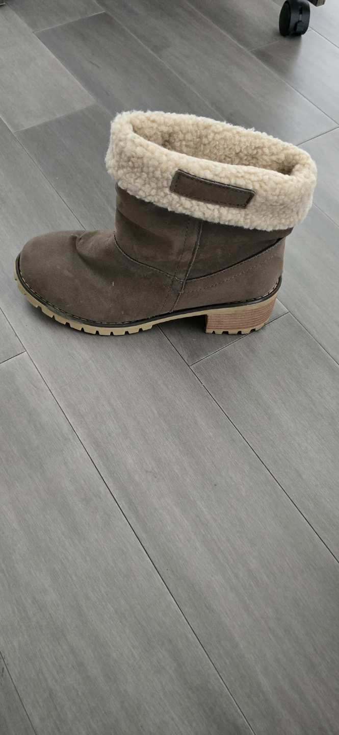 Brown Suede Winter Boots with Shearling Lining