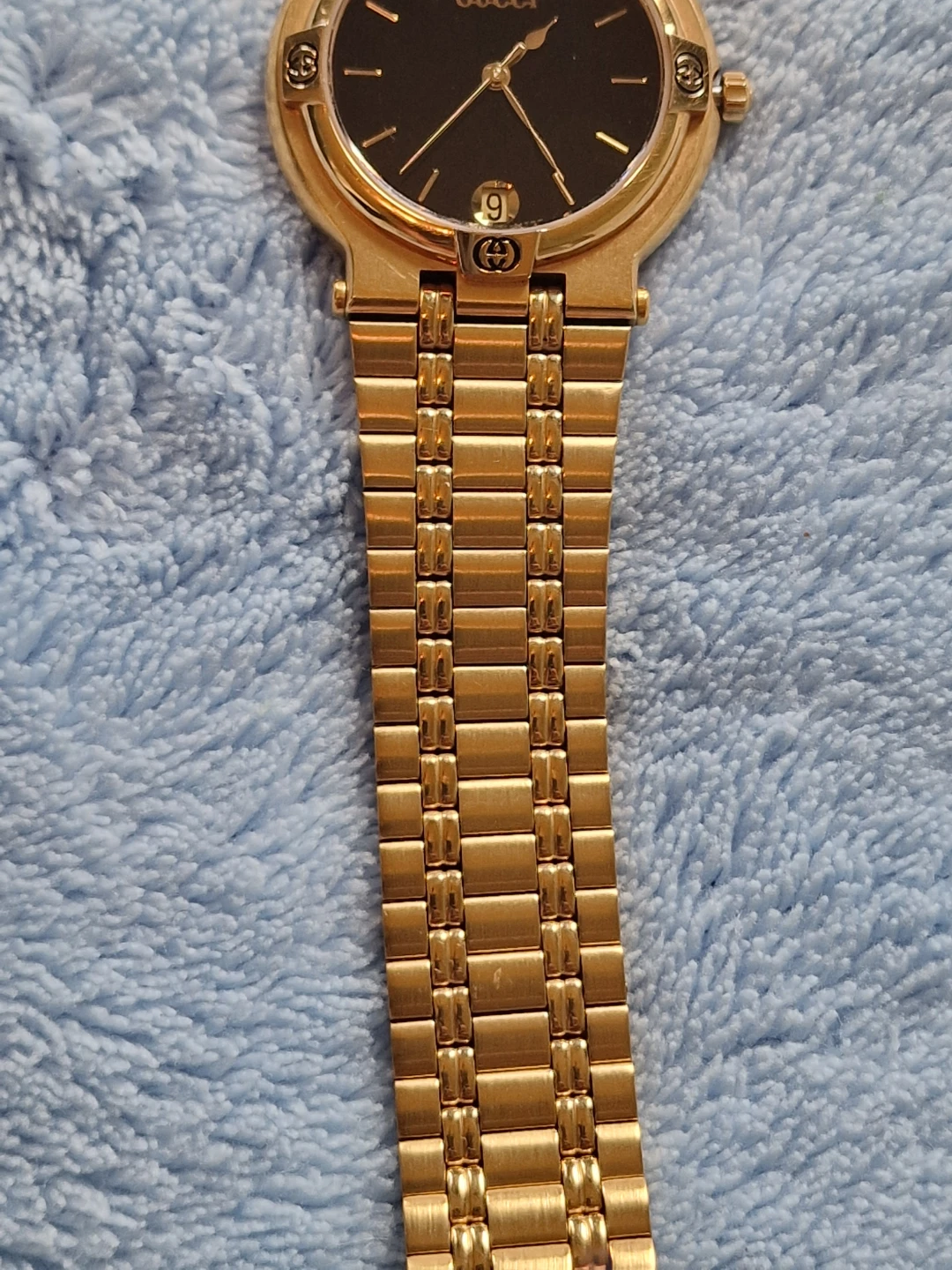 Gold Tone Gucci Watch with Black Dial - photo 5