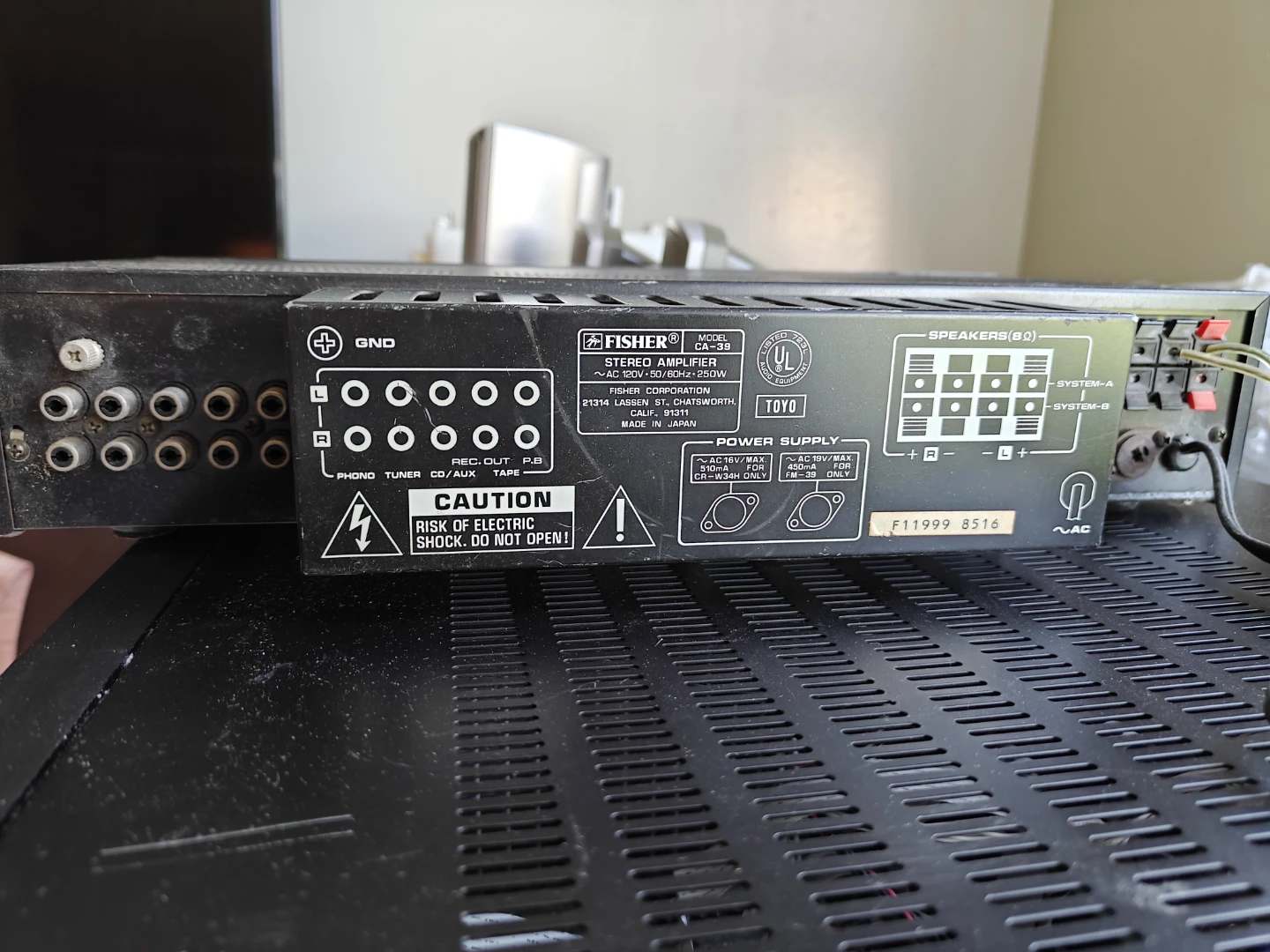 Marantz Stereo Amplifier and Fisher audio mixer - photo 3