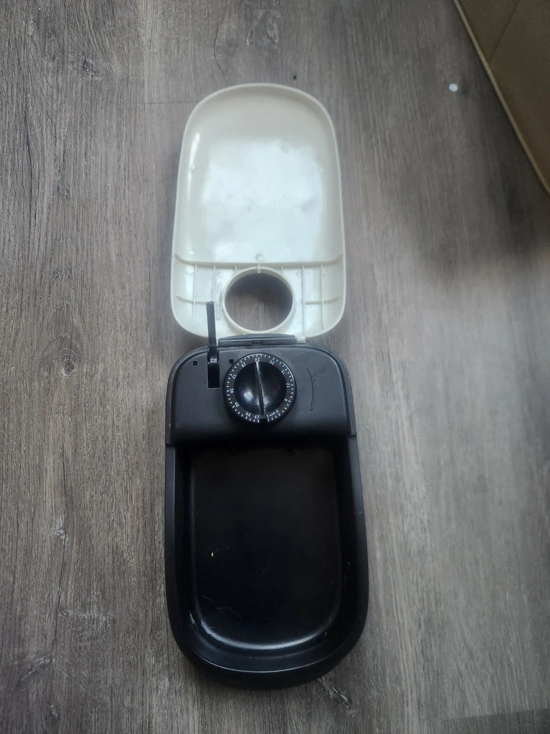 Pawise Automatic Pet Feeder ⚽ - photo 2