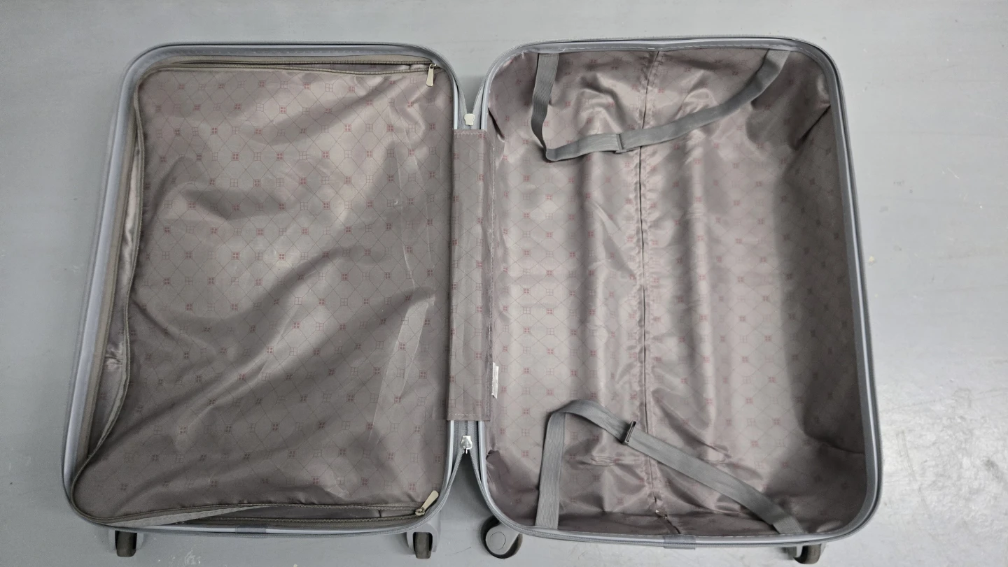 Gold Hardshell Spinner Suitcase - photo 5