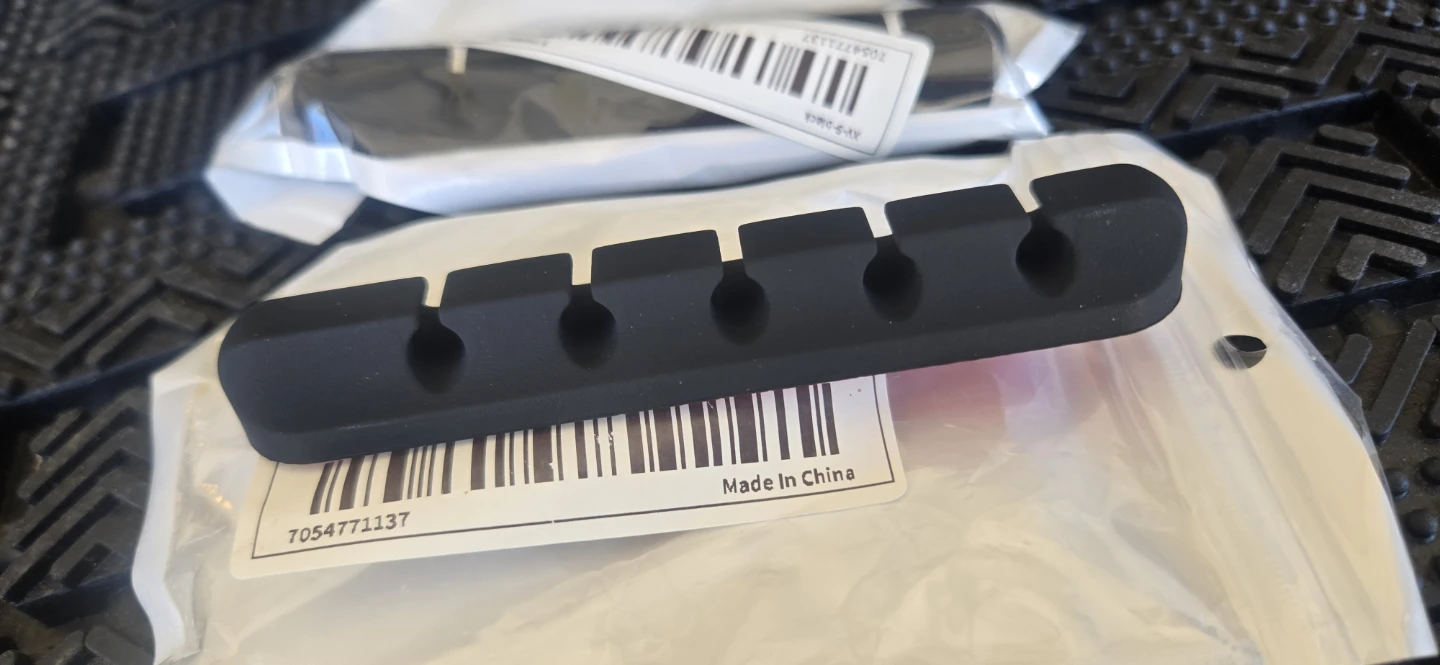 Black 5-Slot Cable Organizer Clips - photo 2