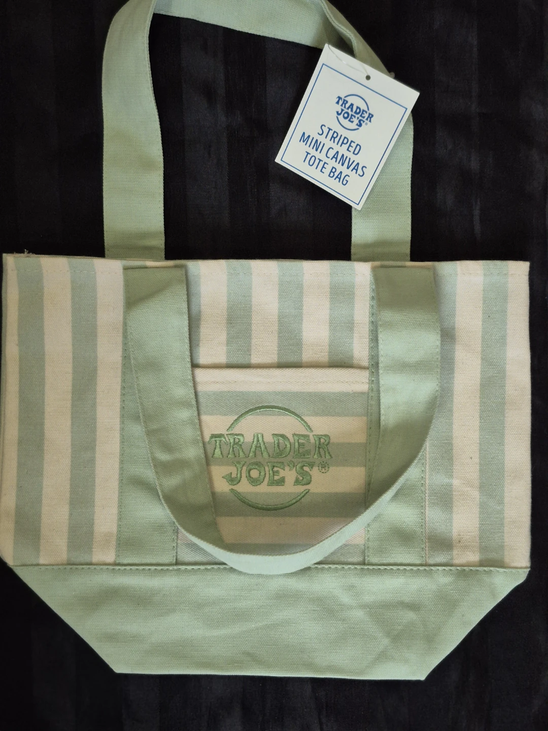 Viral Trader Joe's Striped Totes: Selling fast ⚽ - photo 5
