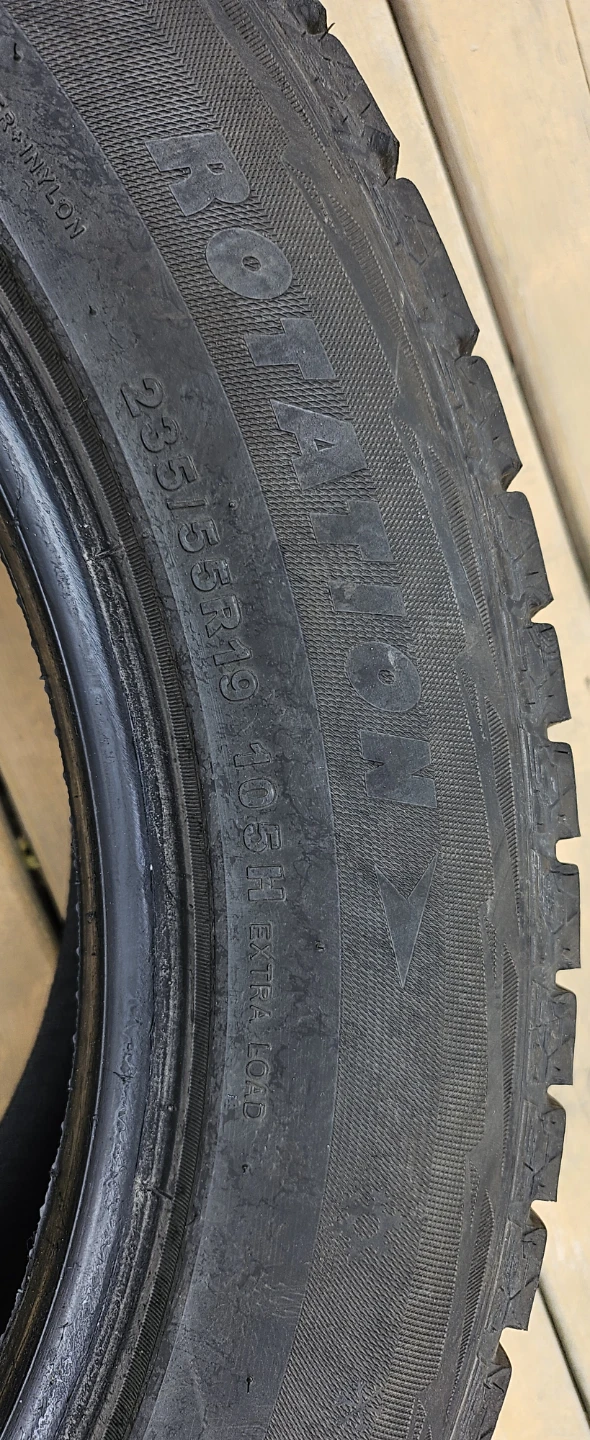 Nokian Hakkapeliitta R501 Winter Tire 235/55R19 - photo 4